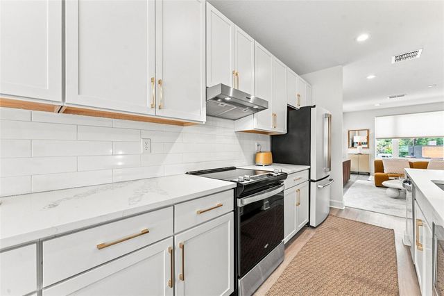 116 26TH STREET N, St Petersburg, FL 33713