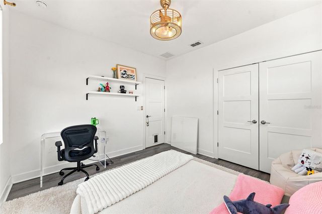 116 26TH STREET N, St Petersburg, FL 33713
