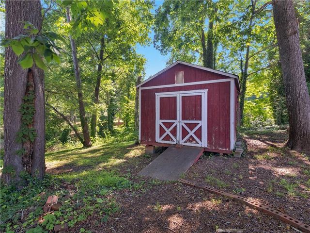 3790 Sweetbriar Circle, Lithia Springs, GA 30122