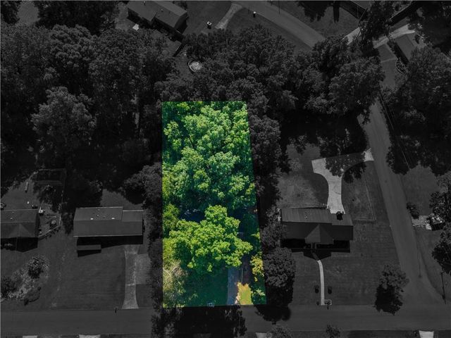 3790 Sweetbriar Circle, Lithia Springs, GA 30122