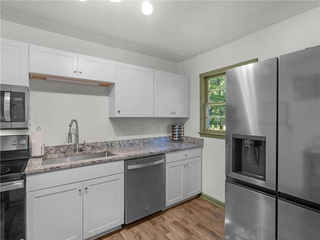3790 Sweetbriar Circle, Lithia Springs, GA 30122