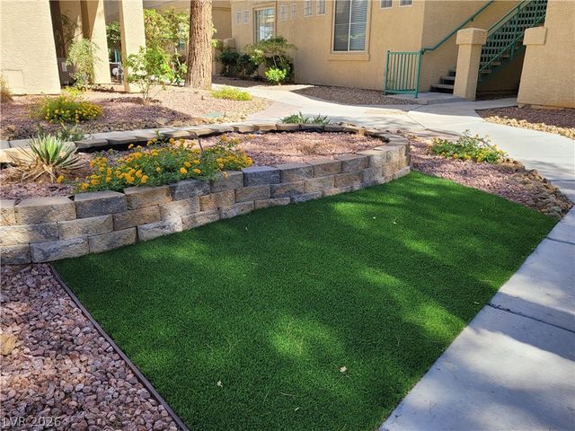 5155 West Tropicana Avenue 2002, Las Vegas, NV 89103