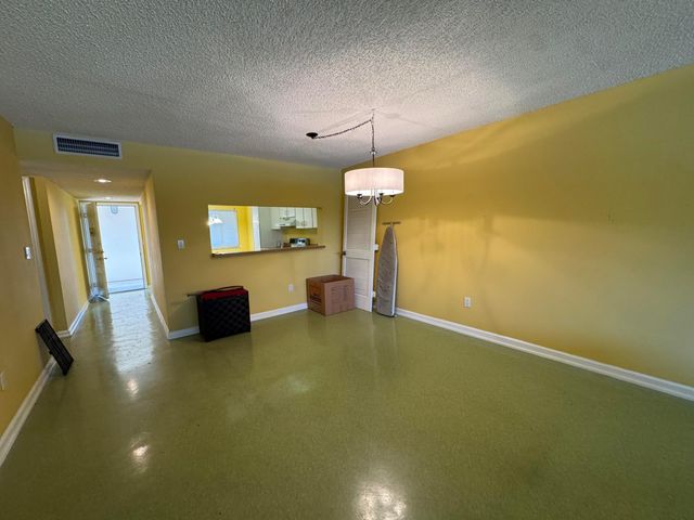 10641 W Clairmont Circle, Tamarac, FL 33321