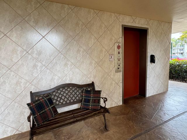 10641 W Clairmont Circle, Tamarac, FL 33321