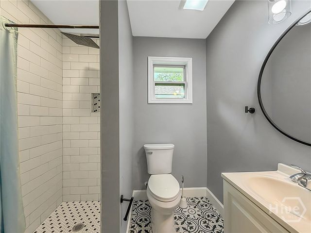 315 KENSINGTON Drive, Savannah, GA 31405