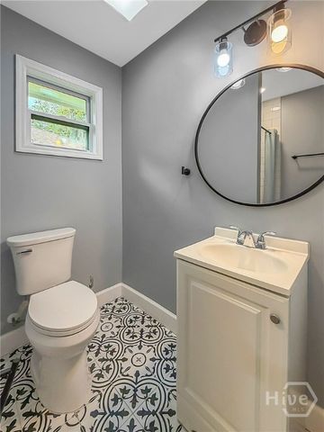 315 KENSINGTON Drive, Savannah, GA 31405
