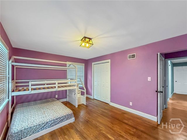 315 KENSINGTON Drive, Savannah, GA 31405