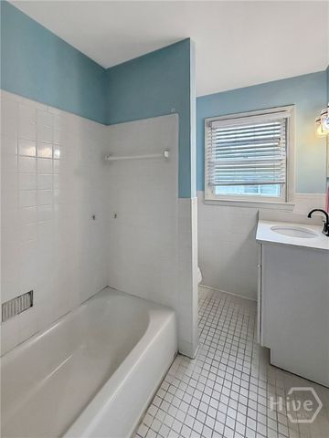 315 KENSINGTON Drive, Savannah, GA 31405