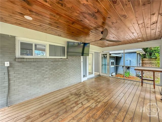 315 KENSINGTON Drive, Savannah, GA 31405