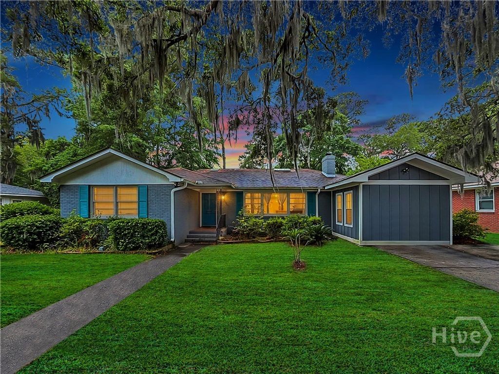315 KENSINGTON Drive, Savannah, GA 31405