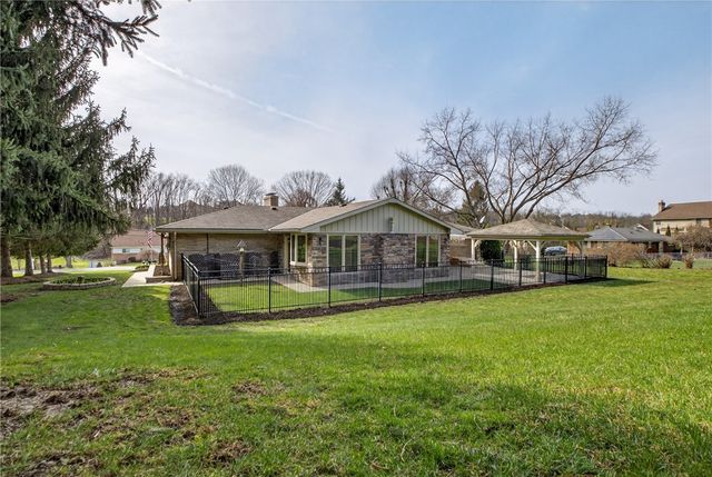 118 Edgar Ln, Peters Twp, PA 15367