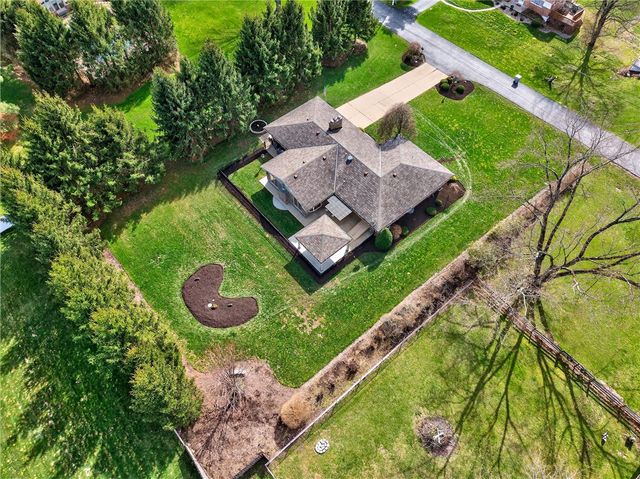 118 Edgar Ln, Peters Twp, PA 15367