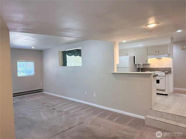 5622 202nd Street SW, Lynnwood, WA 98036