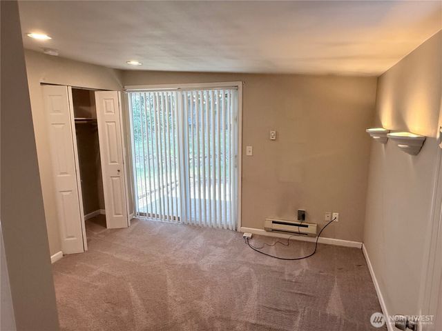 5622 202nd Street SW, Lynnwood, WA 98036