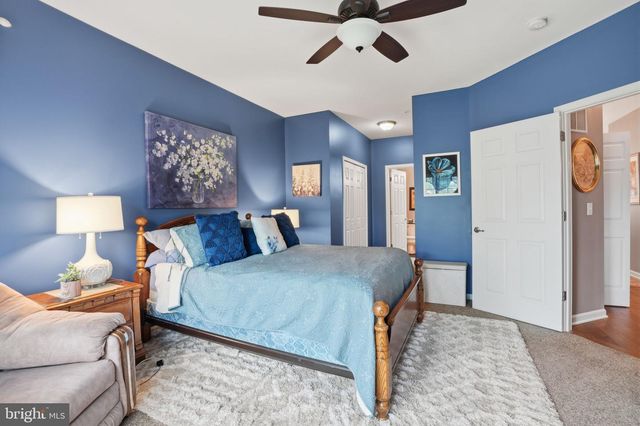 39 BOWMAN DR, Feasterville Trevose, PA 19053