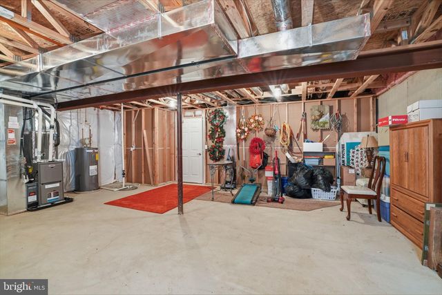 39 BOWMAN DR, Feasterville Trevose, PA 19053