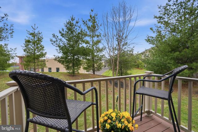 39 BOWMAN DR, Feasterville Trevose, PA 19053