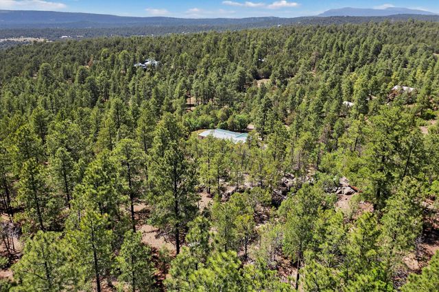 38 Chipmunk Lane, Tijeras, NM 87059