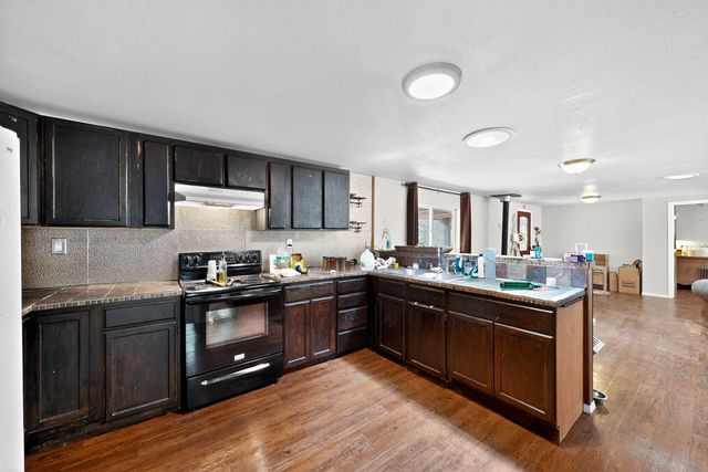 38 Chipmunk Lane, Tijeras, NM 87059