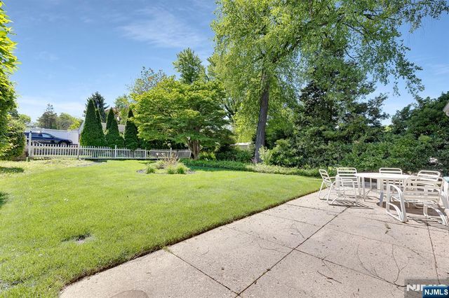 287 Jackson Avenue, Rutherford, NJ 07070