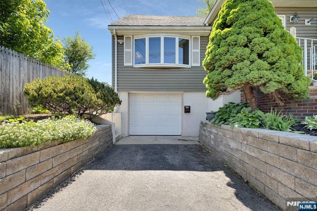 287 Jackson Avenue, Rutherford, NJ 07070
