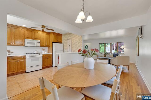 287 Jackson Avenue, Rutherford, NJ 07070