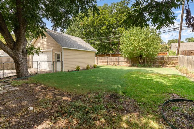 3709 Van Ness Lane, Dallas, TX 75220