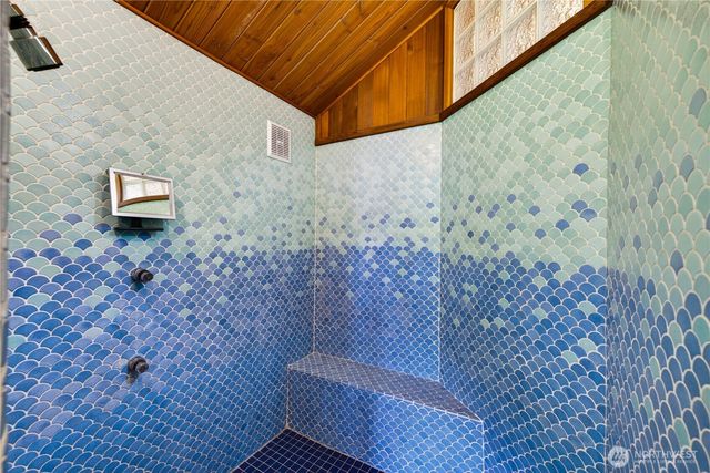 11752 Esther Lane, Anacortes, WA 98221