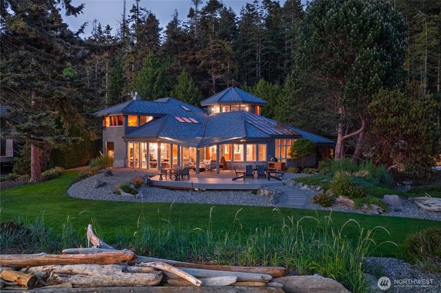 11752 Esther Lane, Anacortes, WA 98221