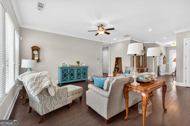301 Hazel Drive, Woodstock, GA 30189
