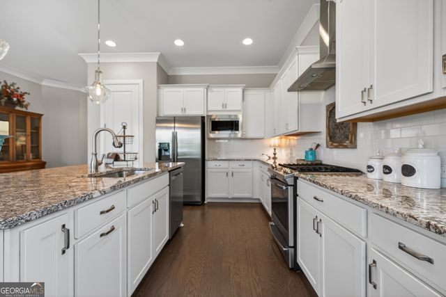 301 Hazel Drive, Woodstock, GA 30189