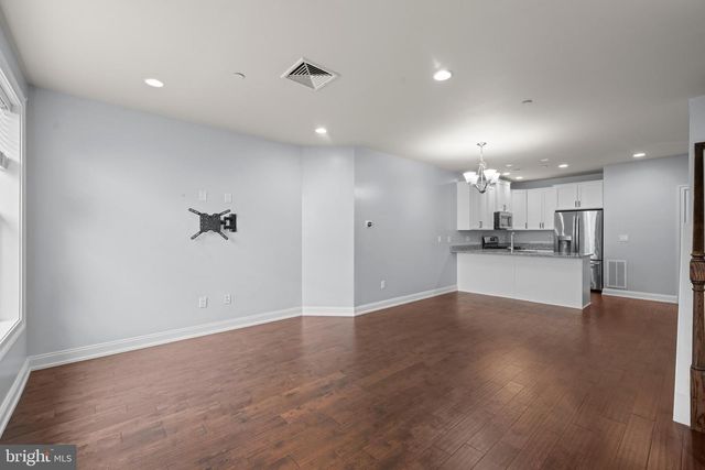 367 W 7TH AVE, Conshohocken, PA 19428