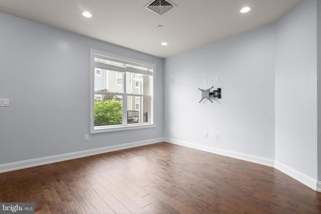 367 W 7TH AVE, Conshohocken, PA 19428