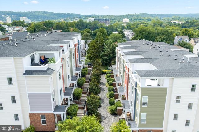367 W 7TH AVE, Conshohocken, PA 19428