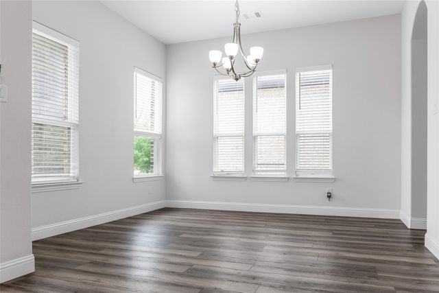 12569 Royal Oaks Lane, Farmers Branch, TX 75234