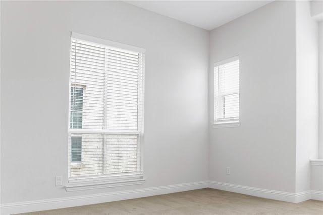 12569 Royal Oaks Lane, Farmers Branch, TX 75234