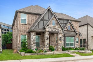 12569 Royal Oaks Lane, Farmers Branch, TX 75234
