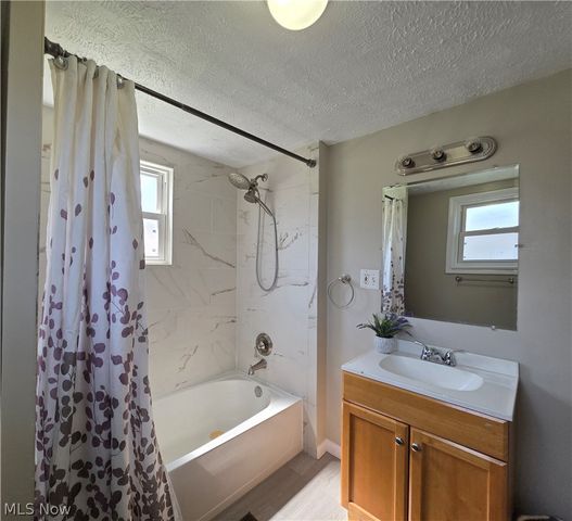 391 Louise Avenue, Kent, OH 44240