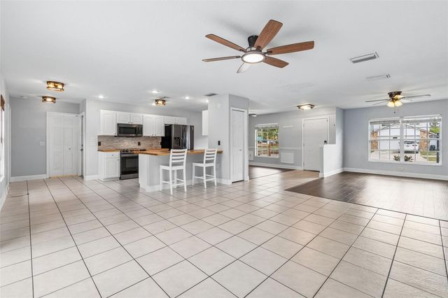 4009 ORANGEFIELD PLACE, Valrico, FL 33596