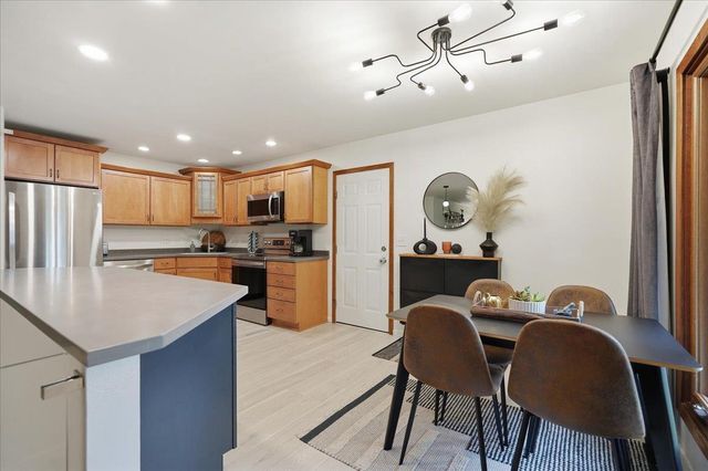 409 Topaz Lane, Madison, WI 53714