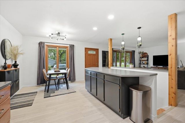 409 Topaz Lane, Madison, WI 53714