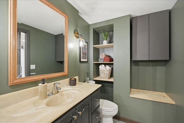 409 Topaz Lane, Madison, WI 53714