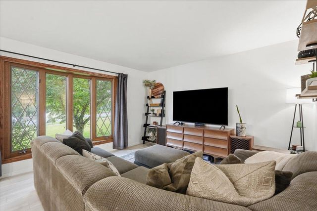 409 Topaz Lane, Madison, WI 53714