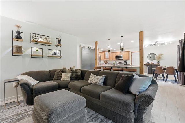 409 Topaz Lane, Madison, WI 53714