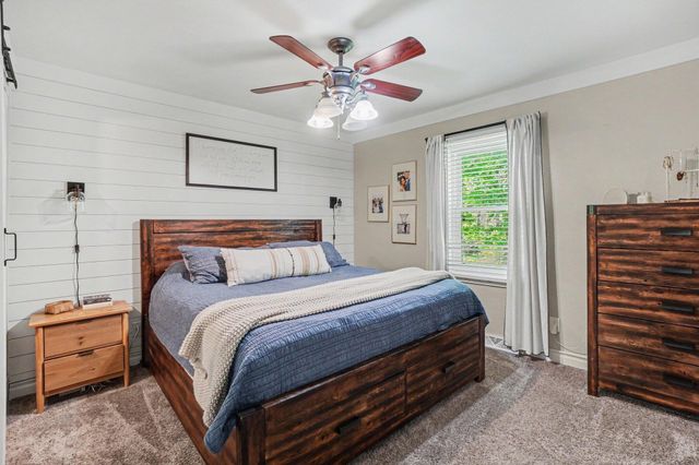 2901 24th Avenue, Hudsonville, MI 49426