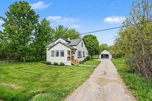 2901 24th Avenue, Hudsonville, MI 49426