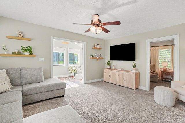 2901 24th Avenue, Hudsonville, MI 49426
