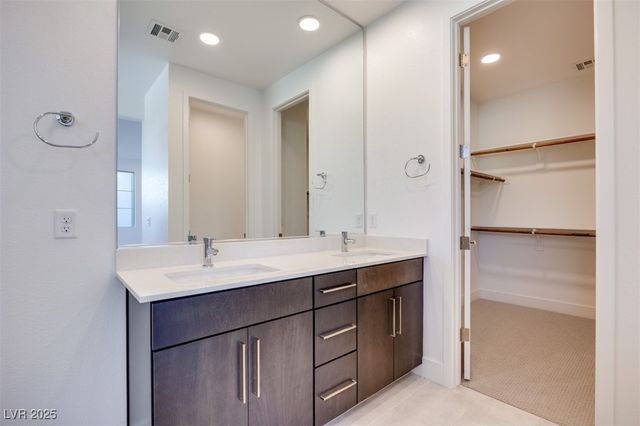 10340 Narrows Street, Las Vegas, NV 89166