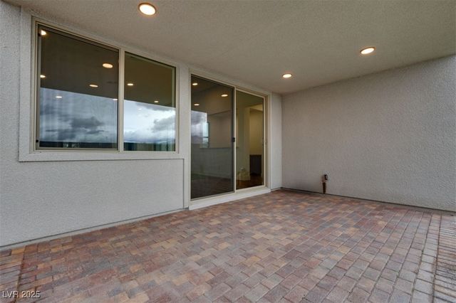 10340 Narrows Street, Las Vegas, NV 89166