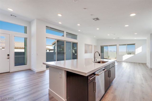 10340 Narrows Street, Las Vegas, NV 89166